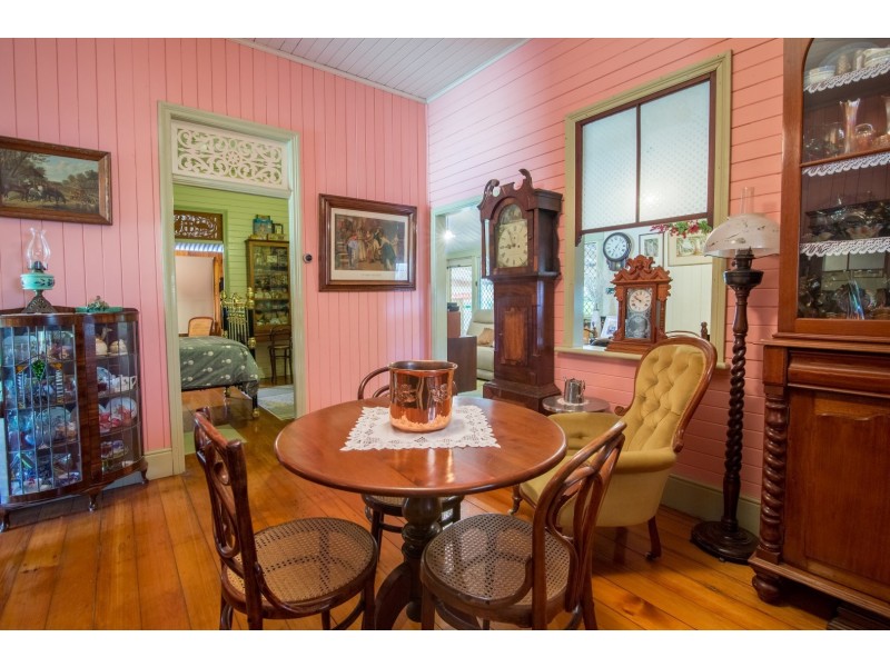 38 Leonard Street, Yamanto QLD 4305