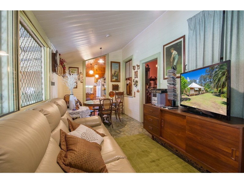 38 Leonard Street, Yamanto QLD 4305