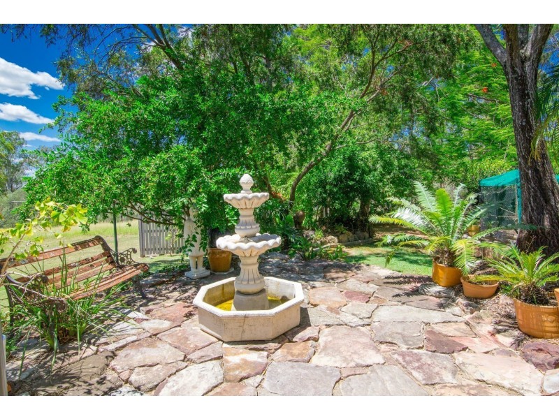 38 Leonard Street, Yamanto QLD 4305