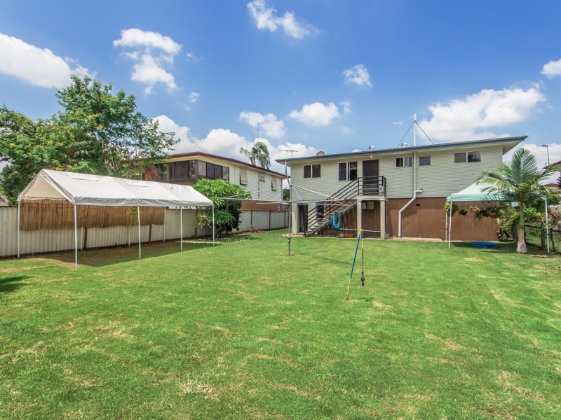 34 Selwyn Street, North Booval QLD 4304