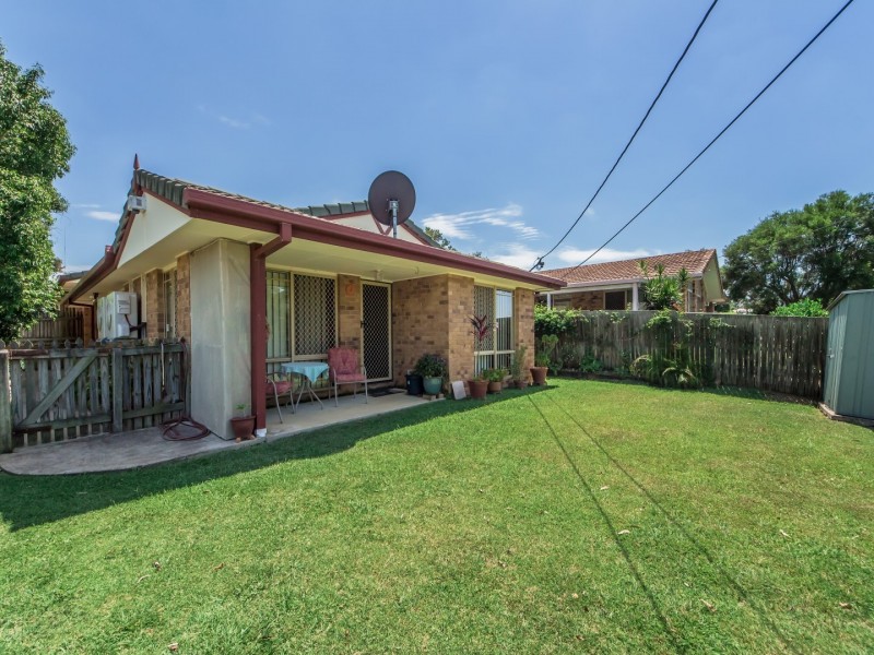 1 & 2/105 Woodford Street, One Mile QLD 4305