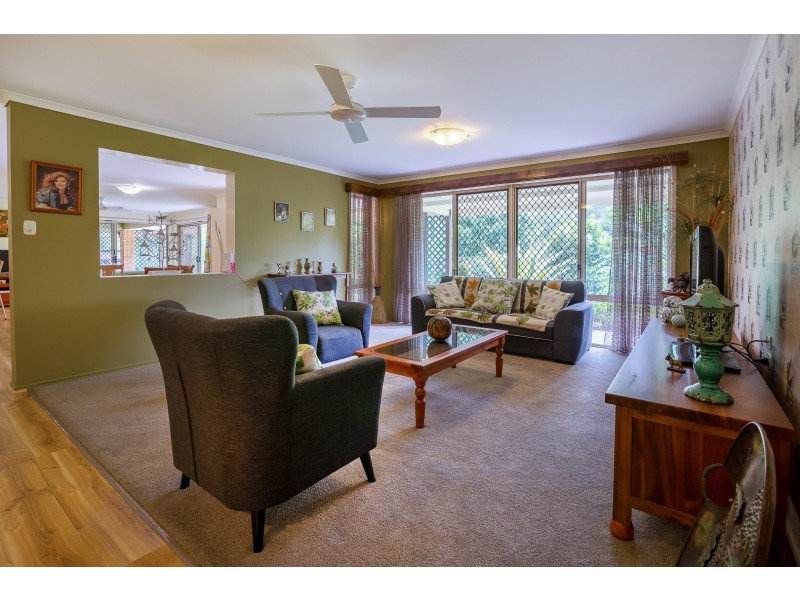 72 Cabernet Crescent, Pine Mountain QLD 4306