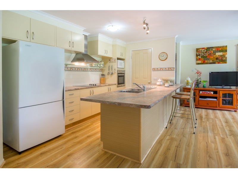 72 Cabernet Crescent, Pine Mountain QLD 4306