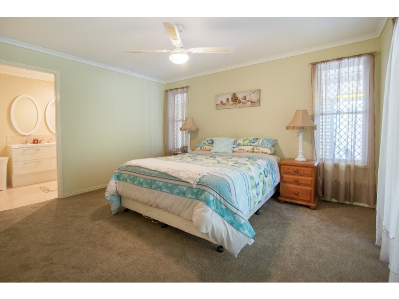 72 Cabernet Crescent, Pine Mountain QLD 4306