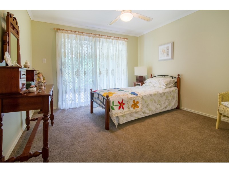 72 Cabernet Crescent, Pine Mountain QLD 4306