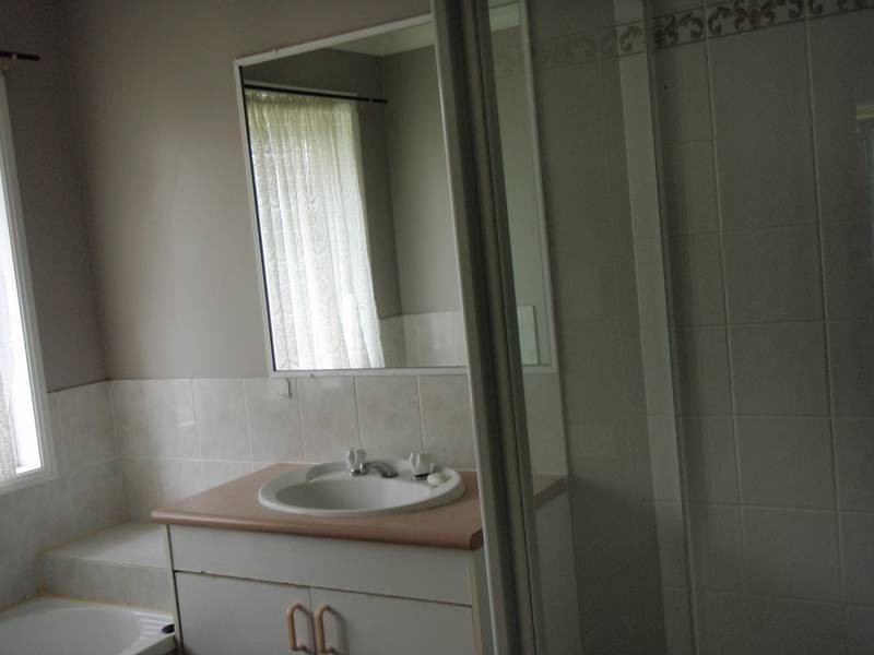 5 McGreavy Street, One Mile QLD 4305