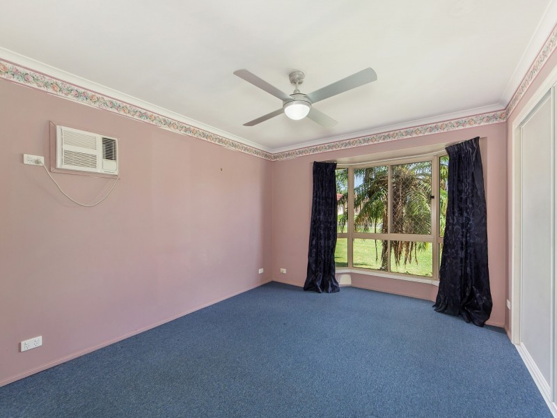 120 Equestrian Drive, Yamanto QLD 4305