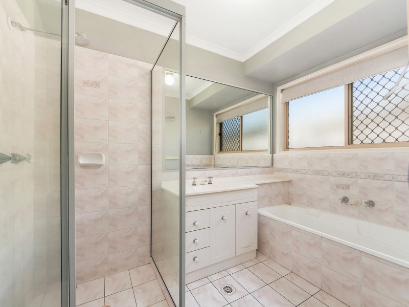 120 Equestrian Drive, Yamanto QLD 4305