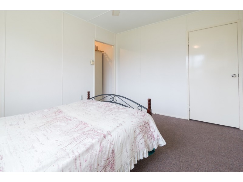 22 Brisbane Road, East Ipswich QLD 4305