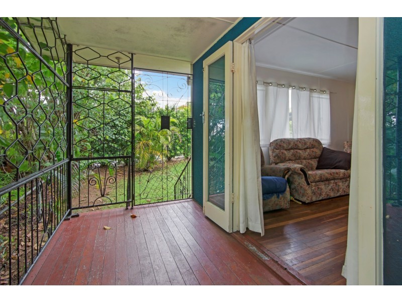 22 Brisbane Road, East Ipswich QLD 4305