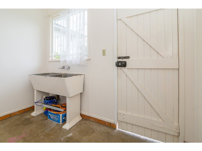 22 Brisbane Road, East Ipswich QLD 4305