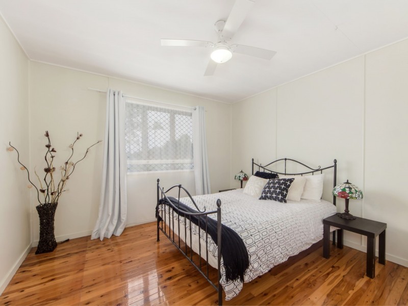 20 Holdsworth Road, North Ipswich QLD 4305