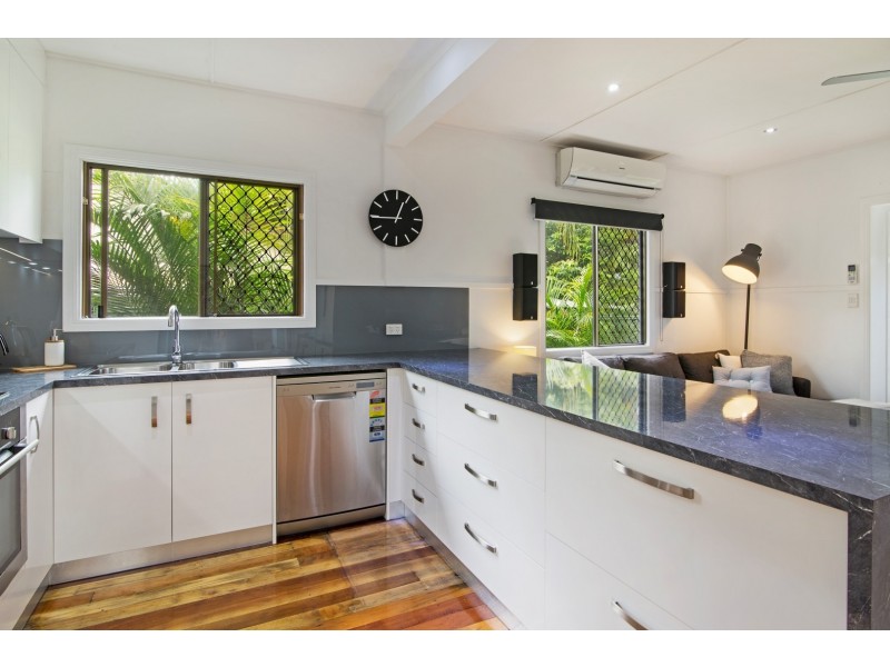 2 Leslie Street, East Ipswich QLD 4305