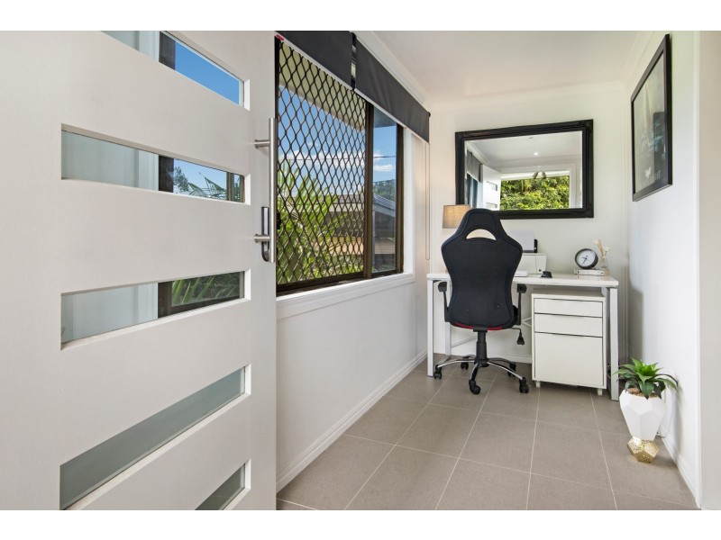 2 Leslie Street, East Ipswich QLD 4305