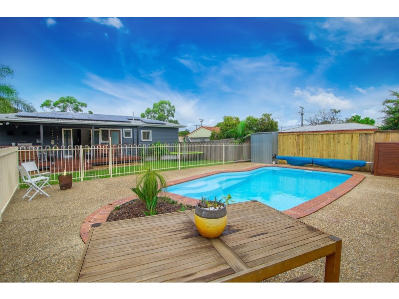 2 Leslie Street, East Ipswich QLD 4305