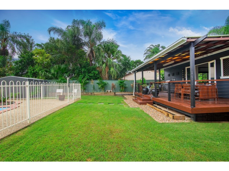 2 Leslie Street, East Ipswich QLD 4305