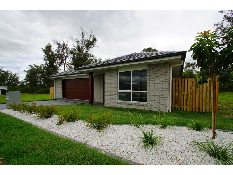 12 Philip Street, Rosewood QLD 4340