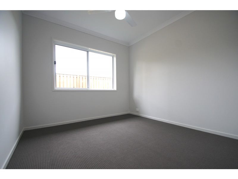 12 Philip Street, Rosewood QLD 4340