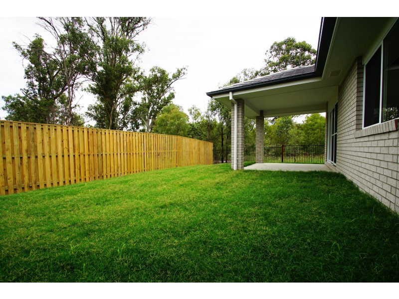 12 Philip Street, Rosewood QLD 4340