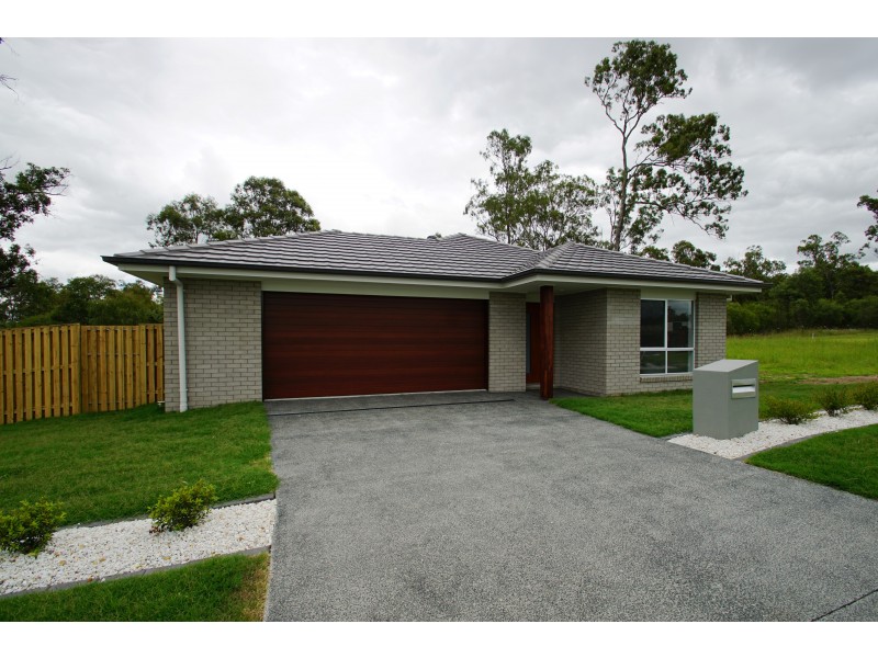 12 Philip Street, Rosewood QLD 4340