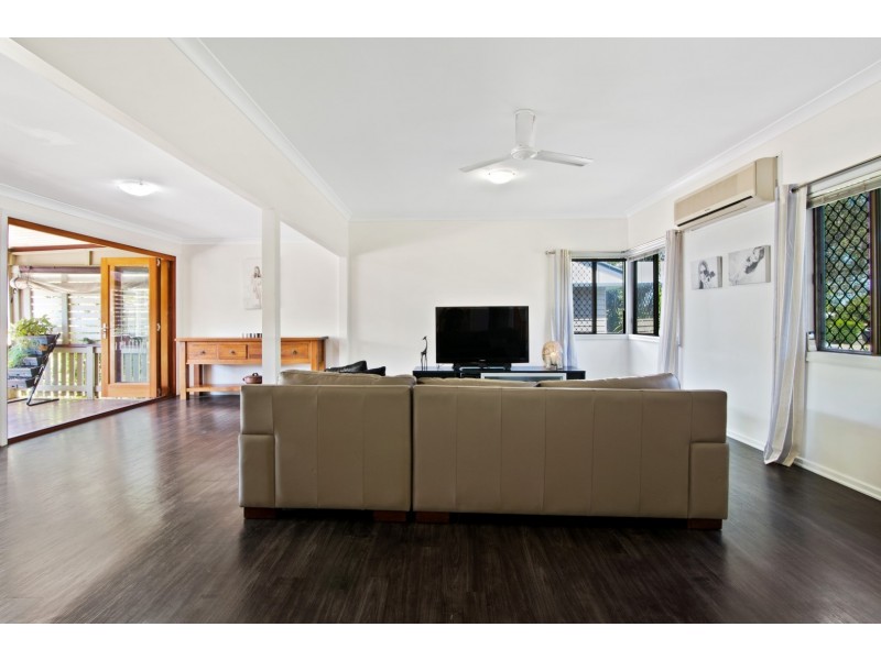 24 Gomer Street, Booval QLD 4304