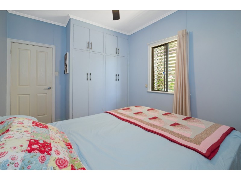 24 Gomer Street, Booval QLD 4304