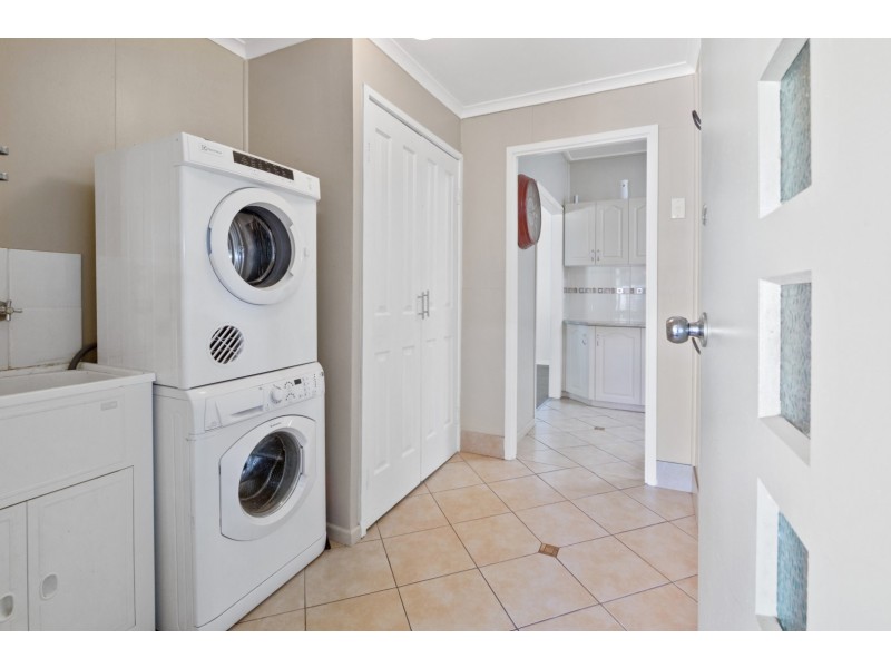 24 Gomer Street, Booval QLD 4304