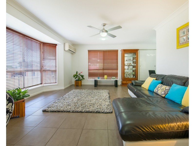 2 Dougal Crescent, Rosewood QLD 4340