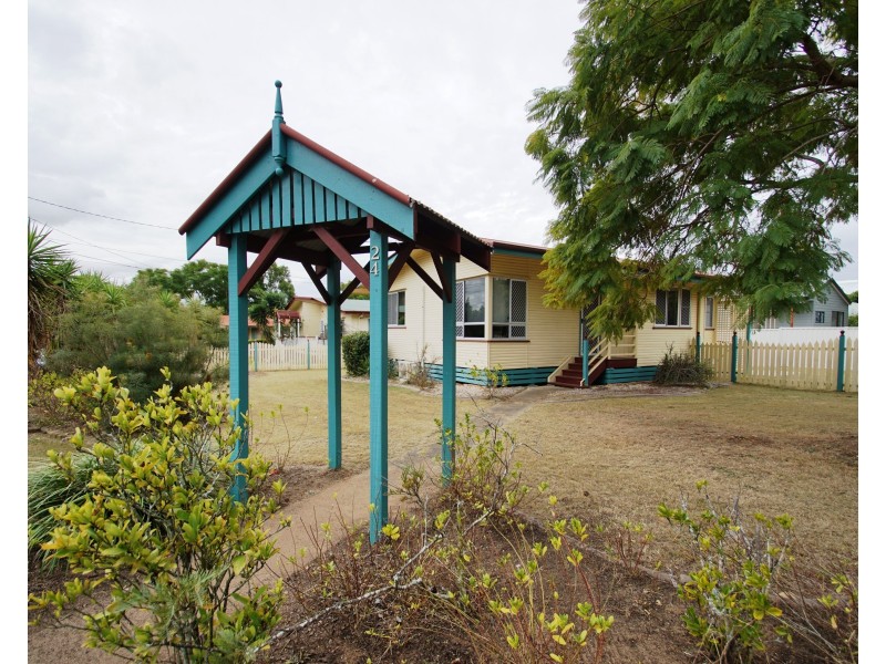 24 Baillieston Street, Leichhardt QLD 4305