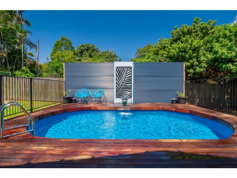 20 Flinders Drive, Leichhardt QLD 4305