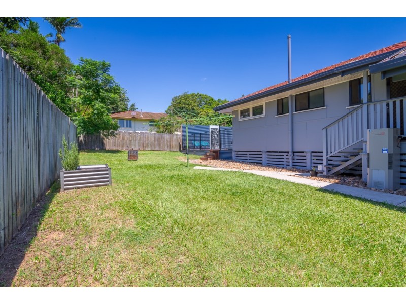20 Flinders Drive, Leichhardt QLD 4305