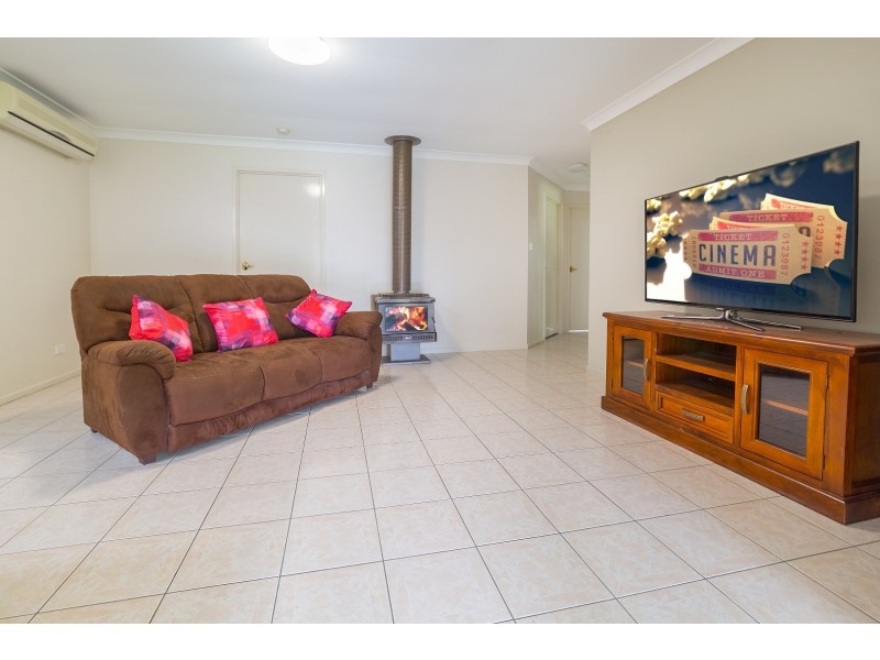 25 High Street, Brassall QLD 4305