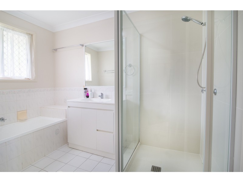25 High Street, Brassall QLD 4305
