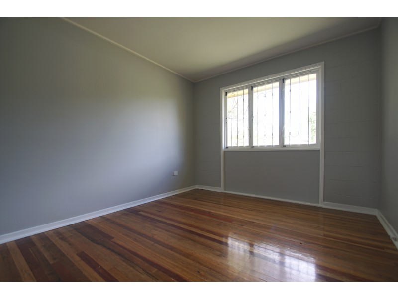 3 Lawson Street, Leichhardt QLD 4305