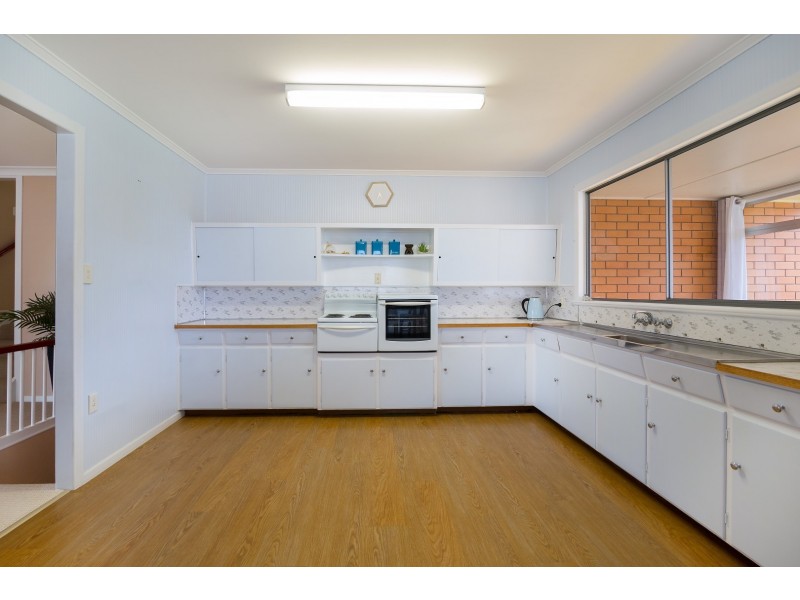 12 Kiah Street, Eastern Heights QLD 4305