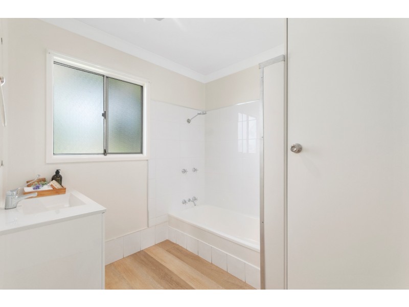 103 Brisbane Road, Riverview QLD 4303
