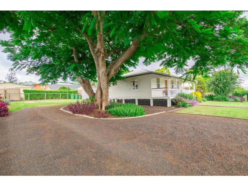 25 Teape Street, Silkstone QLD 4304