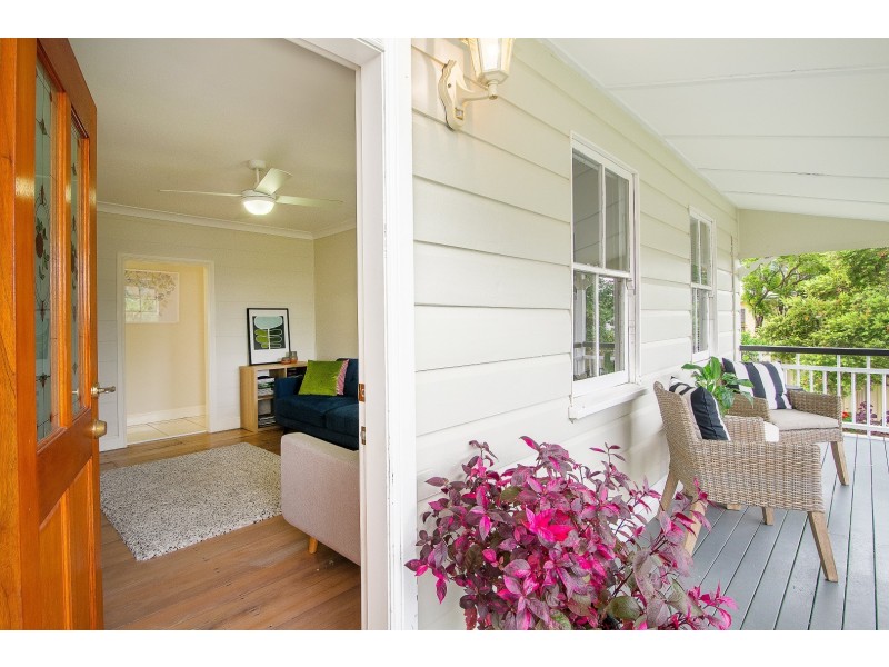 25 Teape Street, Silkstone QLD 4304