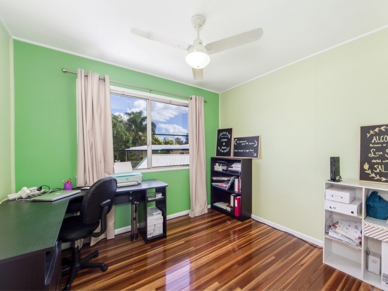 6 Mangonia Street, Raceview QLD 4305