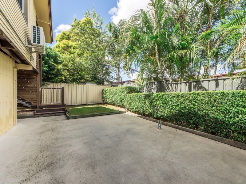 6 Mangonia Street, Raceview QLD 4305