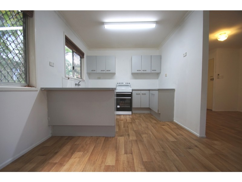 12 James Street, Bundamba QLD 4304