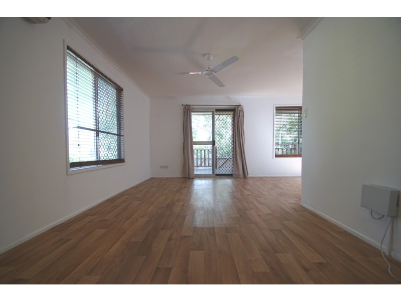 12 James Street, Bundamba QLD 4304