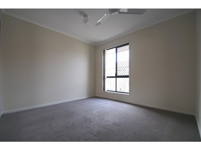 8 Harland Court, Brassall QLD 4305