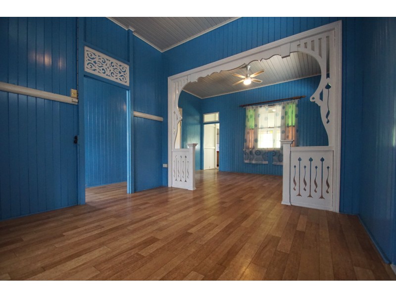 21 Green Street, Booval QLD 4304