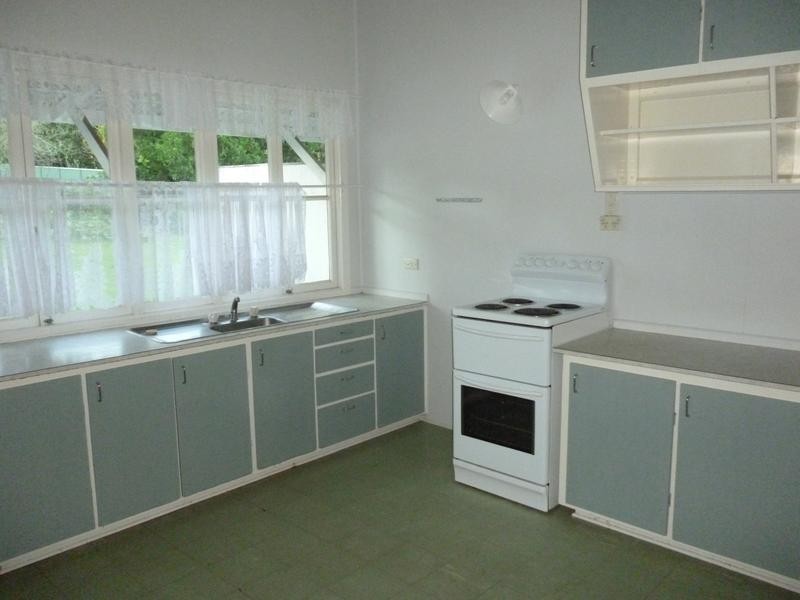 2/17 Cribb Street, Sadliers Crossing QLD 4305