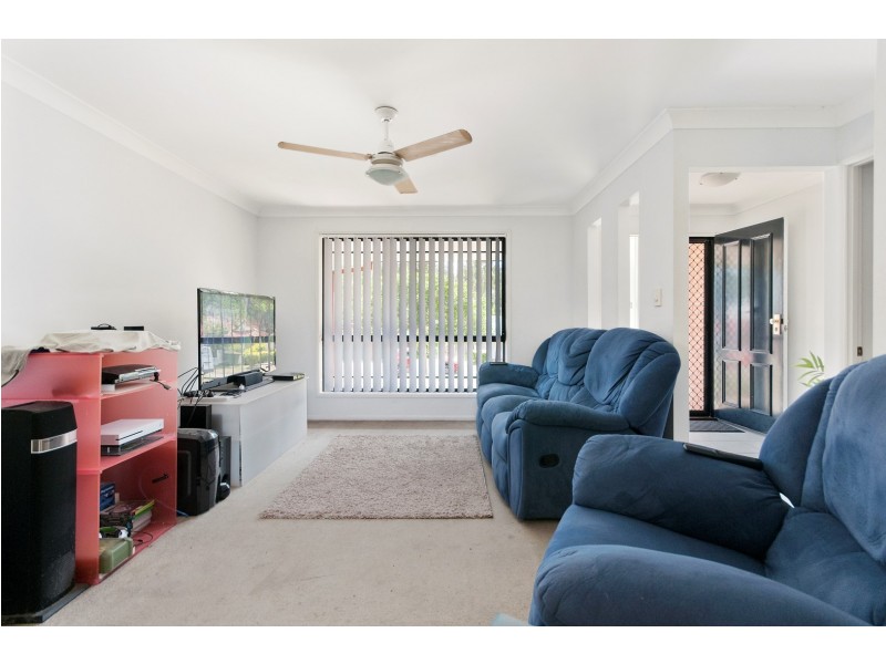 9 Acorn Crescent, Flinders View QLD 4305