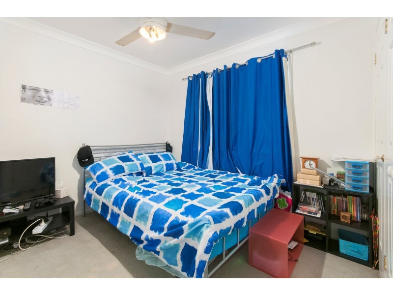 9 Acorn Crescent, Flinders View QLD 4305