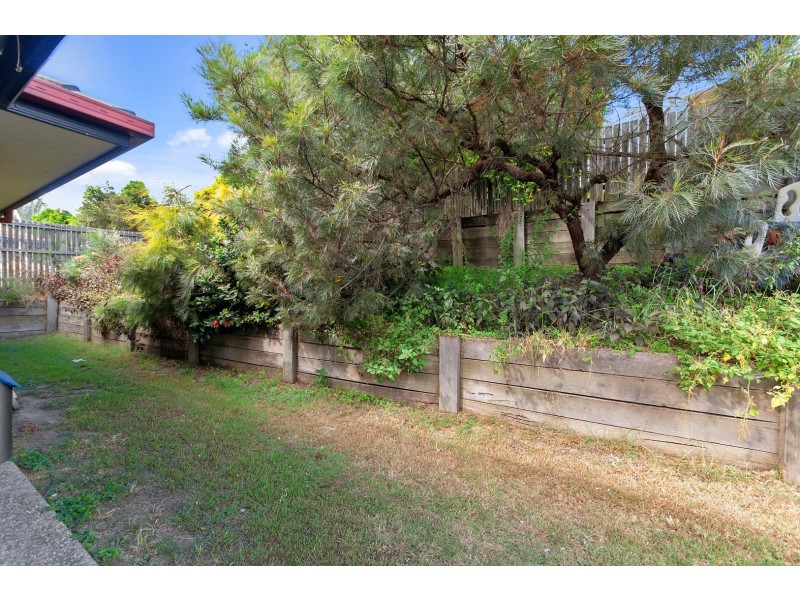 9 Acorn Crescent, Flinders View QLD 4305