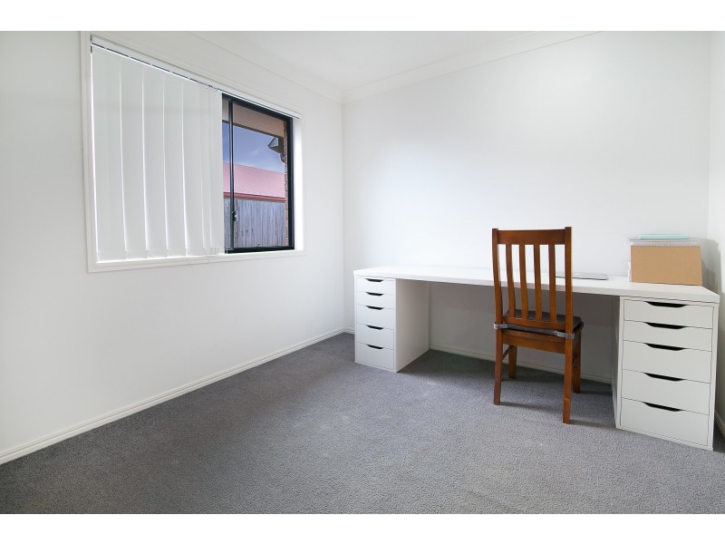 21 Windermere Street, Raceview QLD 4305