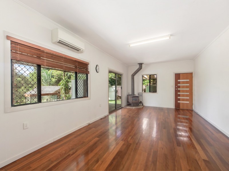 20 Taylor Street, Bundamba QLD 4304